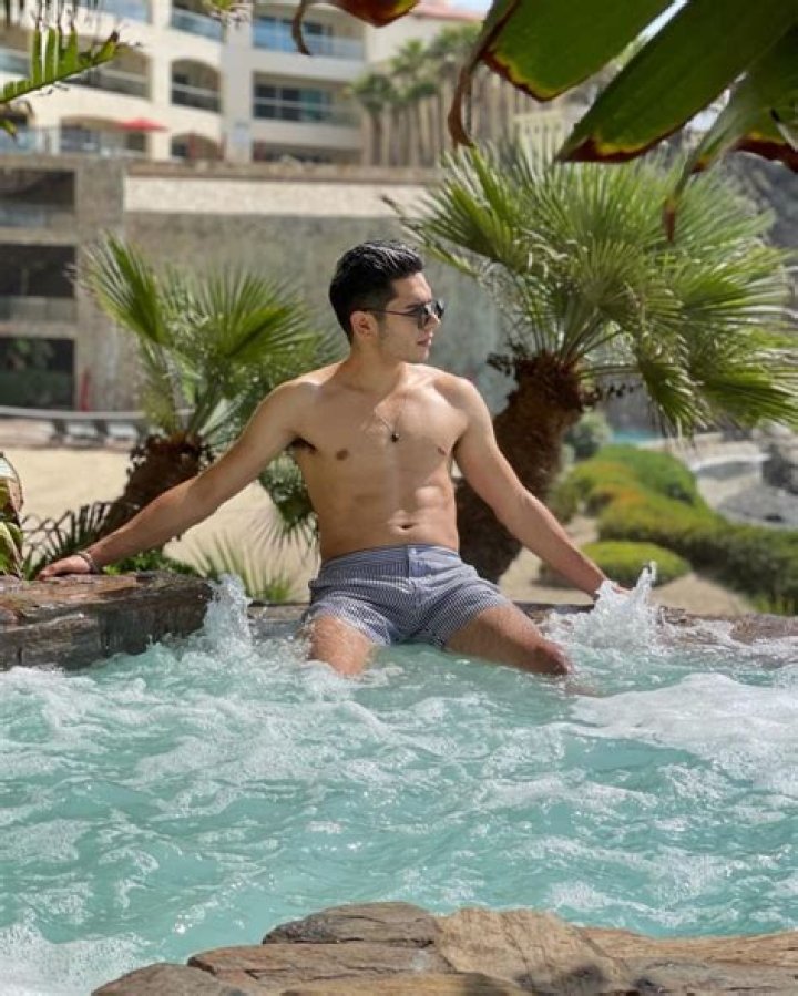 Aarón Gil Age | Wiki, Net worth, Bio, Height, Girlfriend