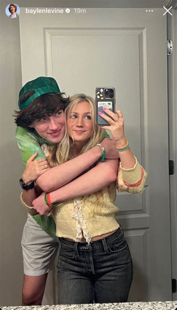 Does Baylen Levine Have A GF?