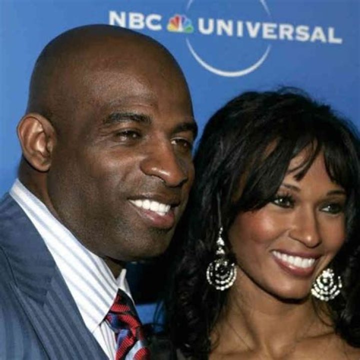 Erick Strickland Biography, Age, Height, Wife, Net Worth, Family ·