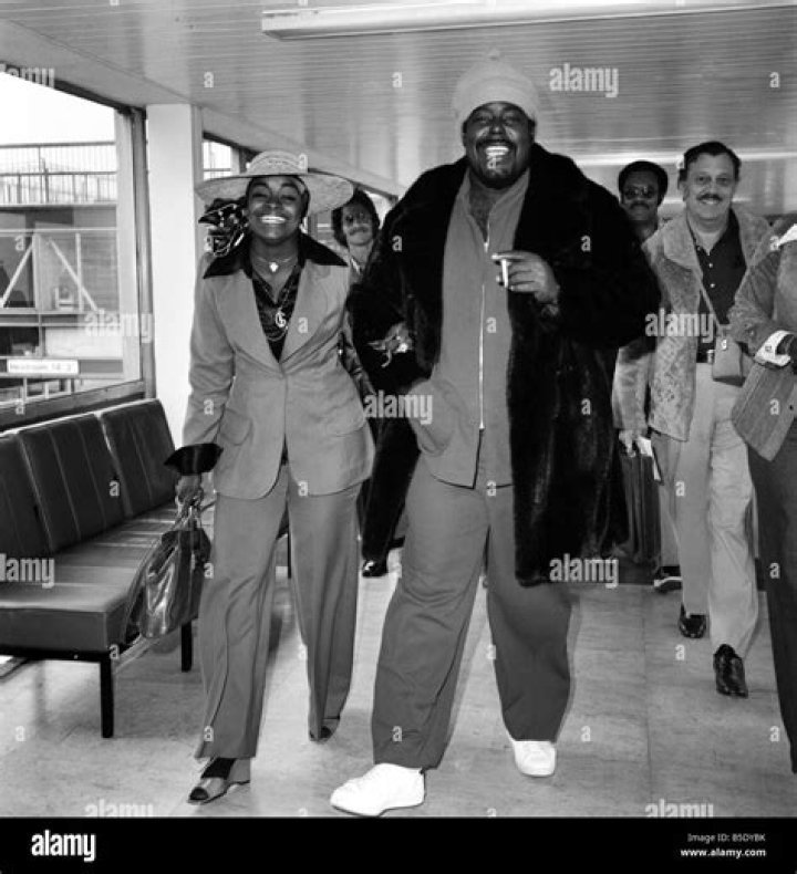 How tall was Barry White