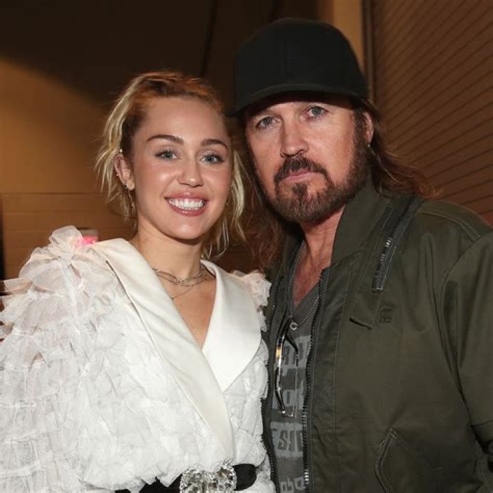 Is Billy Ray Cyrus Miley Cyrus real dad? What did Billy Ray Cyrus do to Miley Cyrus?
