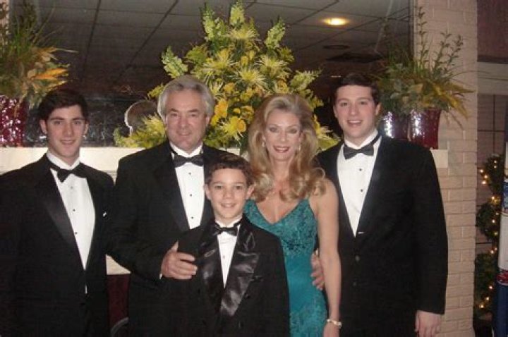 Joni Patry Biography, Age, Height, Husband, Net Worth, Family ·