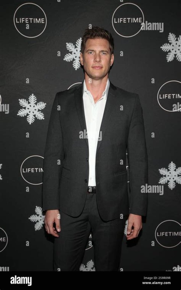 Ryan McPartlin – Celebsgraphy