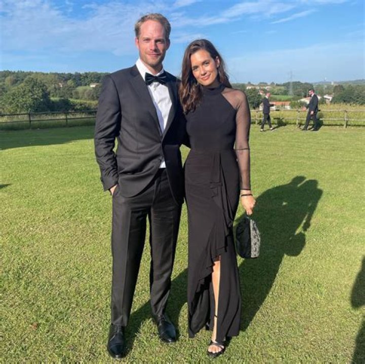 Torrey DeVitto Husband, Parents, Age & All About Paul Wesleys Ex-Wife