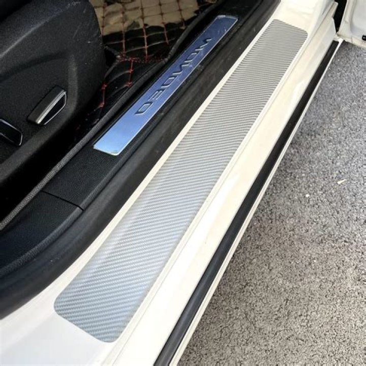 What is a sill plate on a car? ·