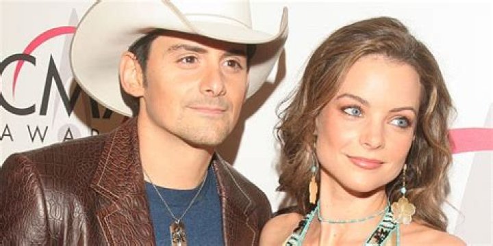 Who Is Brad Paisley Wife? ·
